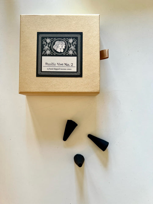 Box of Basilic Vert No. 2 incense cones on a white background